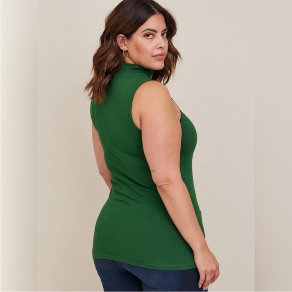 ◾️Torrid Foxy Mock Neck Tank - Picture 2 of 7